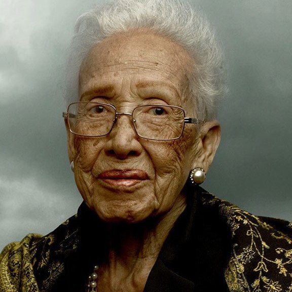 Today is #KatherineJohnson's birthday! She was an amazing scientist that quietly revolutionized her field for #women of color. We're working on a book that collects her most important publications with #NASA: quaternionbooks.com/the-human-comp…