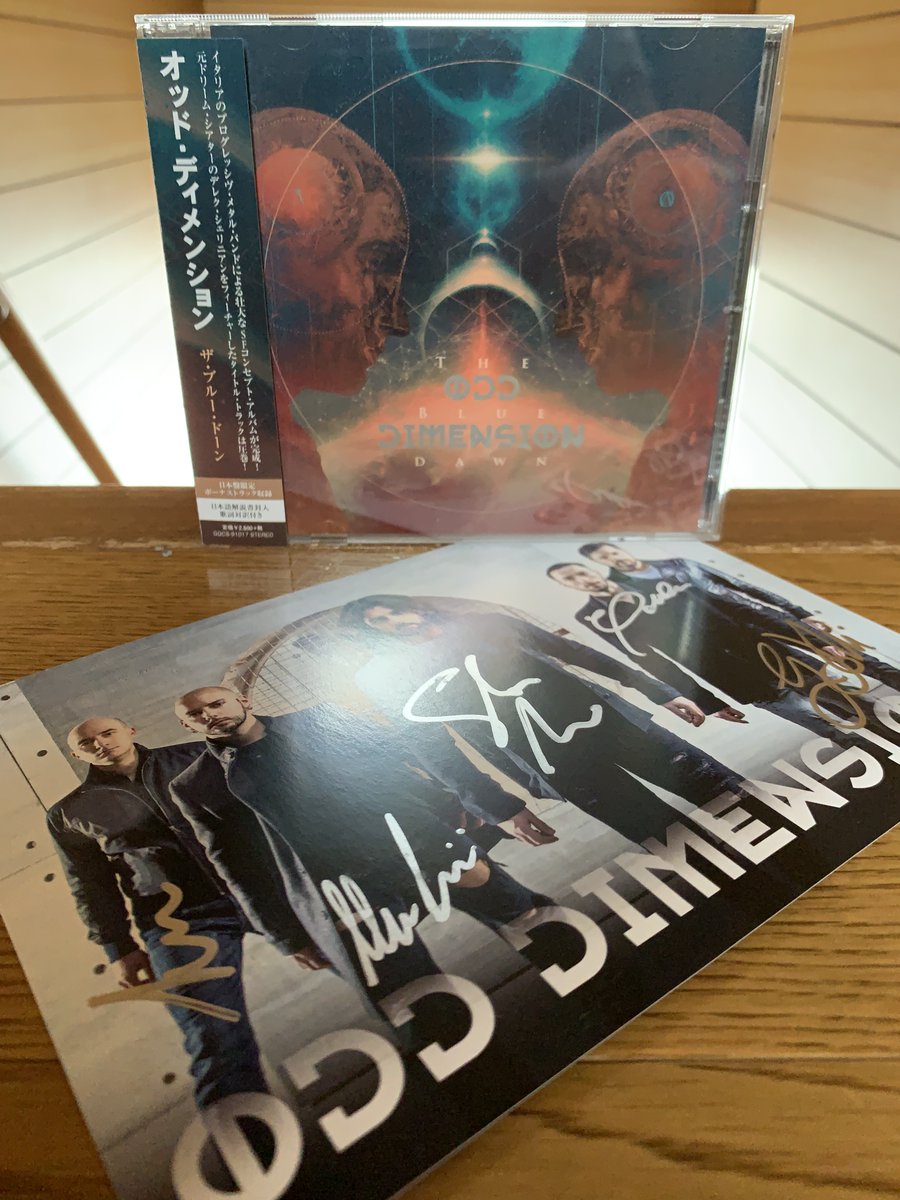 Boblin House - ボブリン館 - (@starwars_epx) on Twitter photo ワードレコーズ <a href="/Ward_Rock/">ワードレコーズ_ロック</a> からイタリアのプログレッシヴ・メタル・バンド、オッド・ディメンション(Odd Dimension)8年ぶりのサード・アルバム「ザ・ブルー・ドーン/The Blue Dawn」と直筆サイン入りカードが届きました!壮大なSFコンセプト・アルバムだそうだ。楽しみ!
#オッド・ディメンション ワードレコーズ <a href="/Ward_Rock/">ワードレコーズ_ロック</a> からイタリアのプログレッシヴ・メタル・バンド、オッド・ディメンション(Odd Dimension)8年ぶりのサード・アルバム「ザ・ブルー・ドーン/The Blue Dawn」と直筆サイン入りカードが届きました!壮大なSFコンセプト・アルバムだそうだ。楽しみ!
#オッド・ディメンション