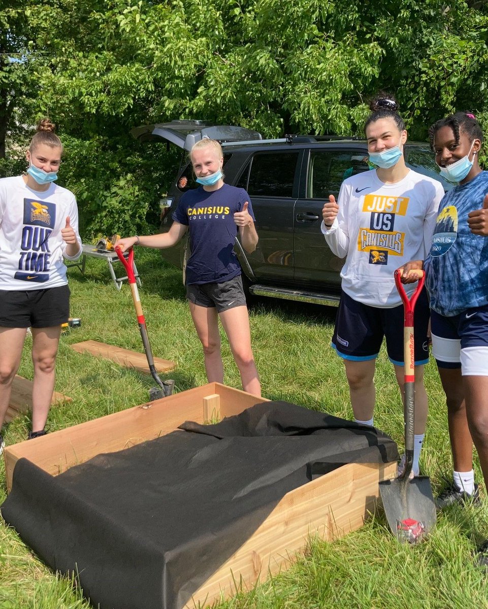 Canisius University tweet media