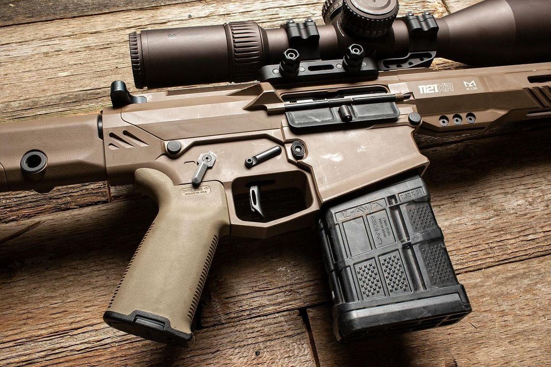 AZWS's tweet photo. @RiseArmament 👈 Follow our #elite #industrypartners👊🔫
• • •
Let's enjoy another Flat Dark Humpday! 😍
#RiseArmament #trigger #dropintrigger #precision #ar15 #ar10 #rifle #repost #AZWS #Shootingforum #TwitterBound #parlerbound #gettrbound
https://t.co/knrYe41U3s https://t.co/9qrGu0E5SK
