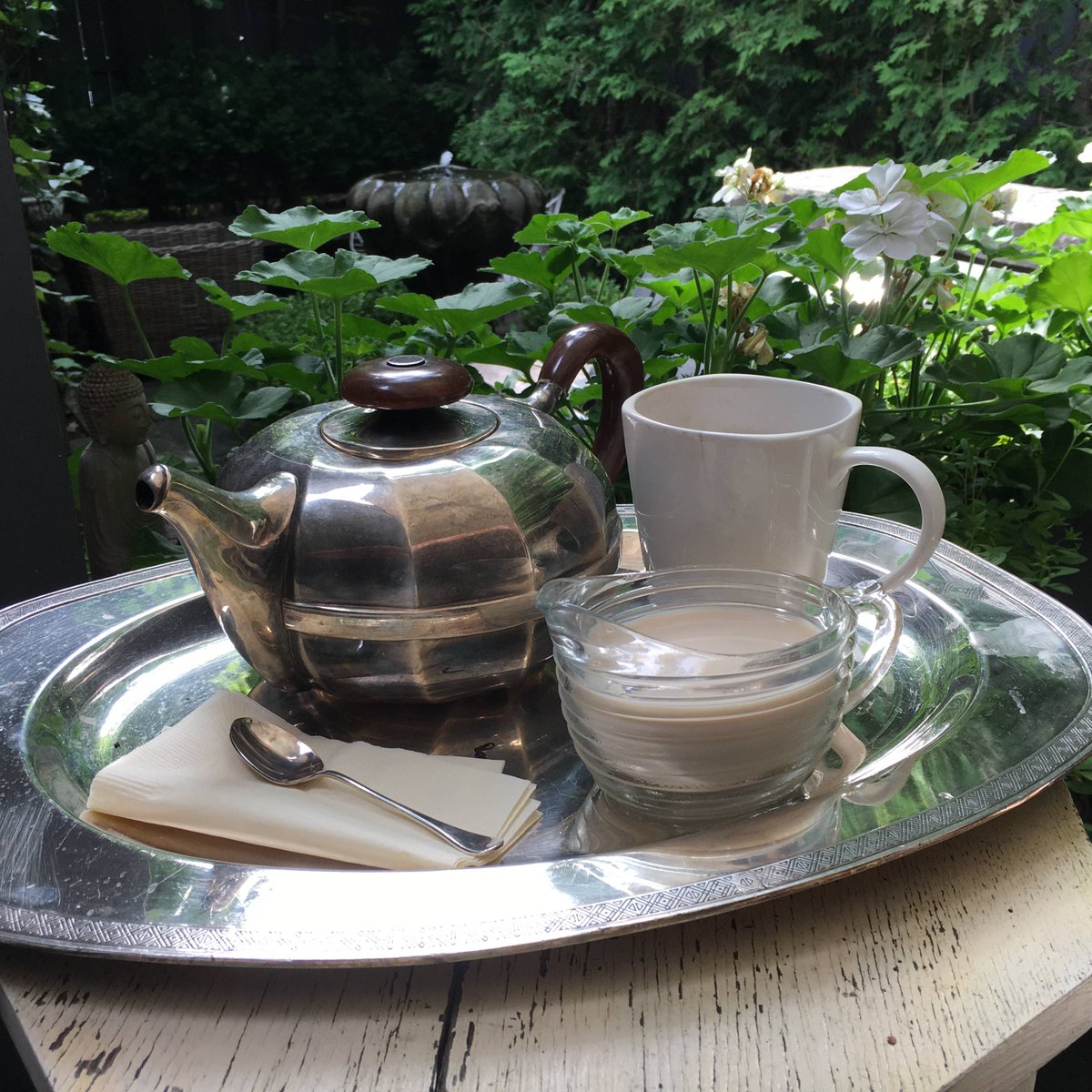 Ready set go! . . . . #breakfast #readyfortheday #favemealoftheday #teatime #refreshing #refreshandrestart #lovetea #soothing #metime #quiettime