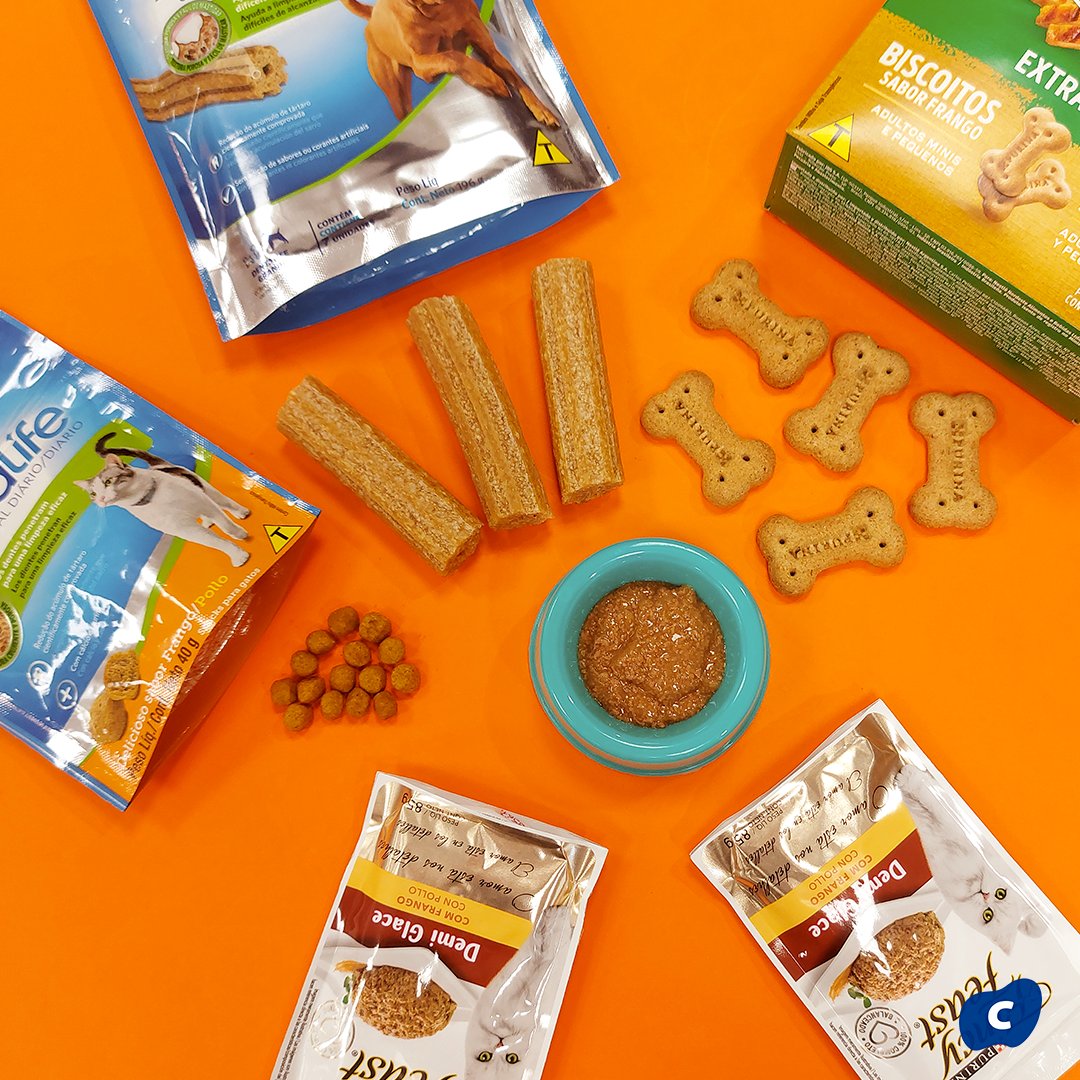 Ração super premium e petiscos com desconto? TEMOS! 🤩 Até dia 30/8, você compra itens Purina com preços especiais, como ração, sachês e snacks pro seu pet. 🐱💙🐶 Acesse o bit.ly/purinacobasi ou baixe o APP e aproveite! 😍 #Petisco #Ração #Purina #Nestlé #Cachorro #Gato