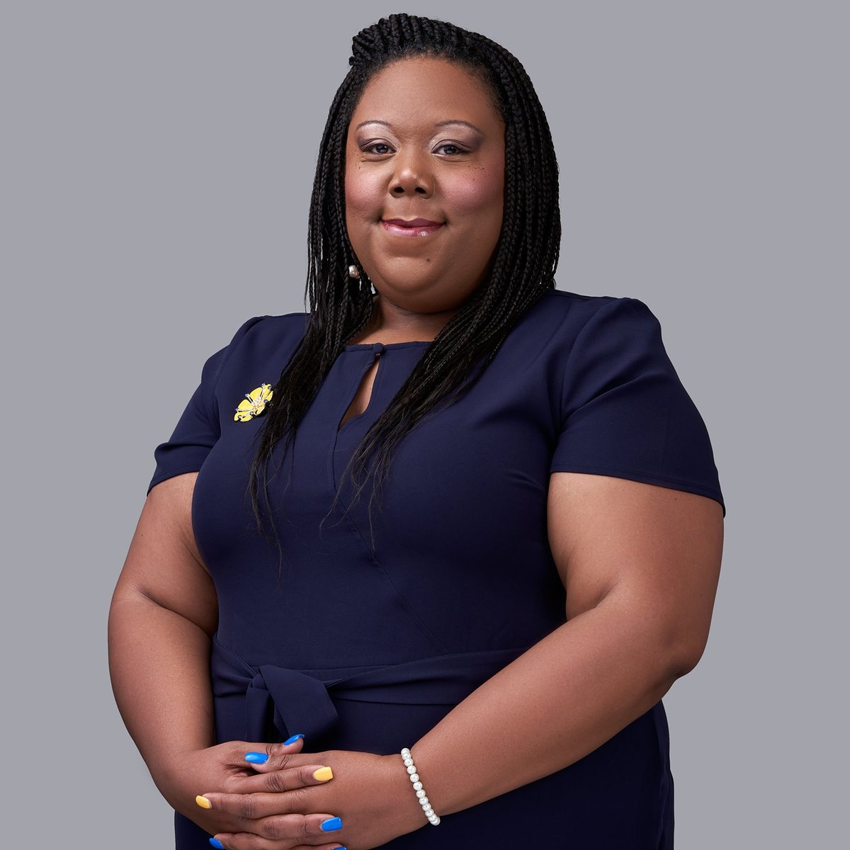 TheGriotGroup's tweet photo. The most powerful #voter is an informed one. As we near the November General Elections for Kansas, learn more about the role of the Lawrence City Commission and its only Black female candidate @AmbrWavz: https://t.co/IXKNQb2SMJ #griotgroup #blackcandidates https://t.co/KPV0m5r6M3