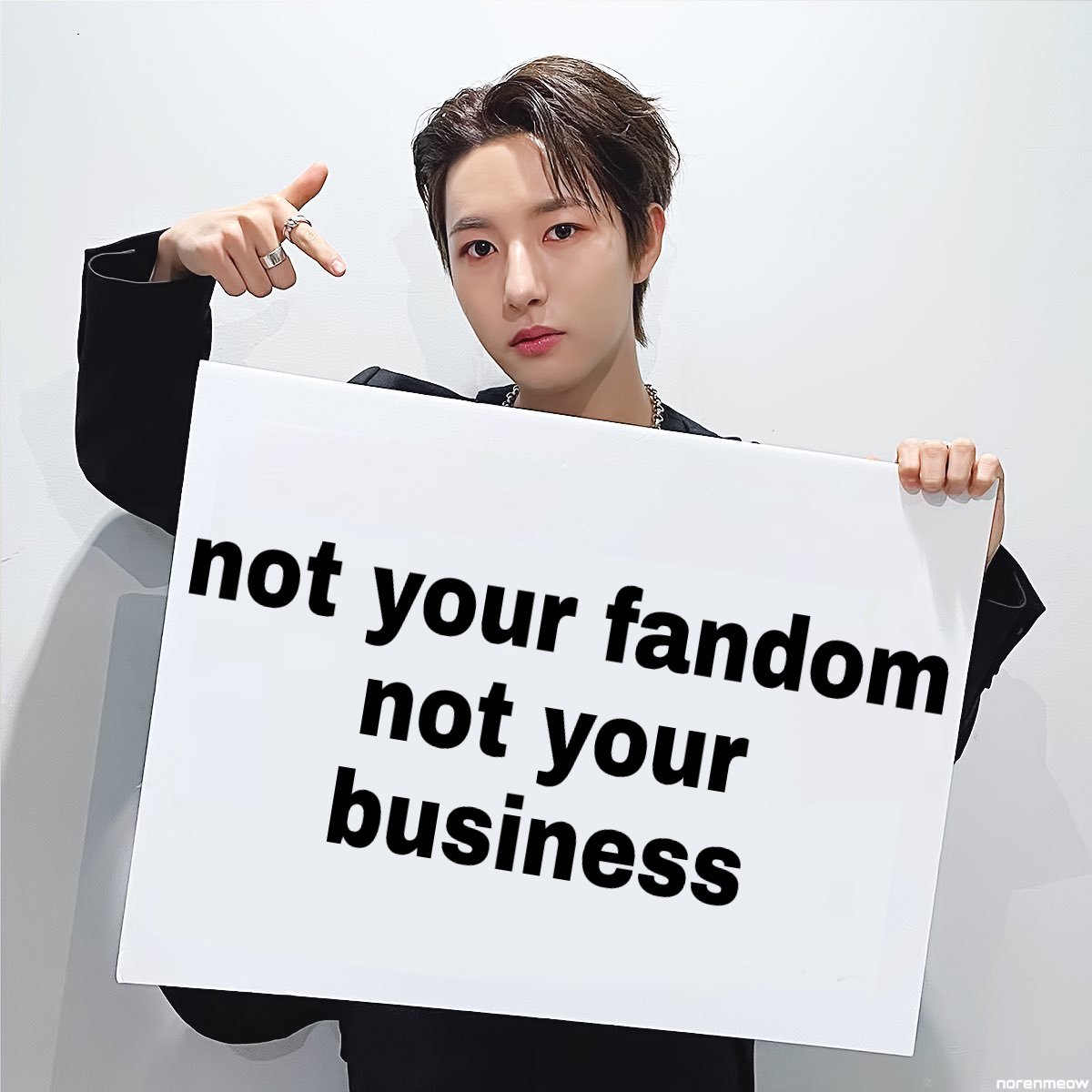hrjshinebright's tweet photo. Lucas is ours💕Not yours😠
#LUCAS #ProtectLucasAtAllCost #smprotectlucas https://t.co/rsefYg7sIS