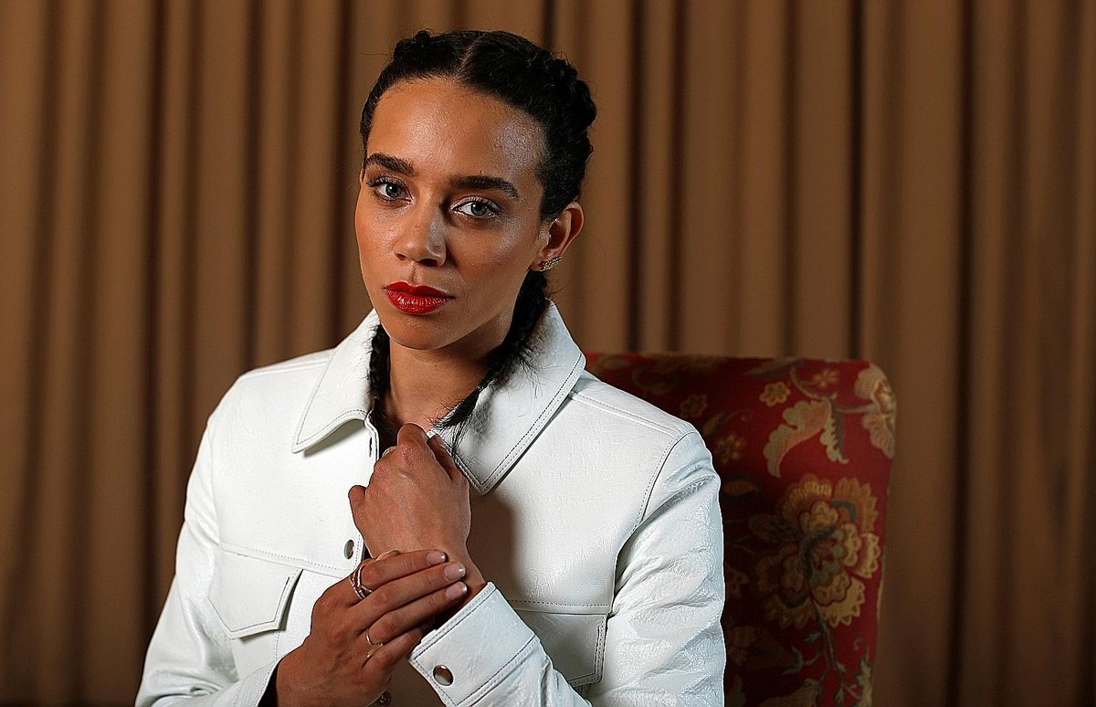 “Even with a gag you are loud... Shame it seems this white coat is about the be dyed red... Night night” 

#VaticanWhiteWednesday