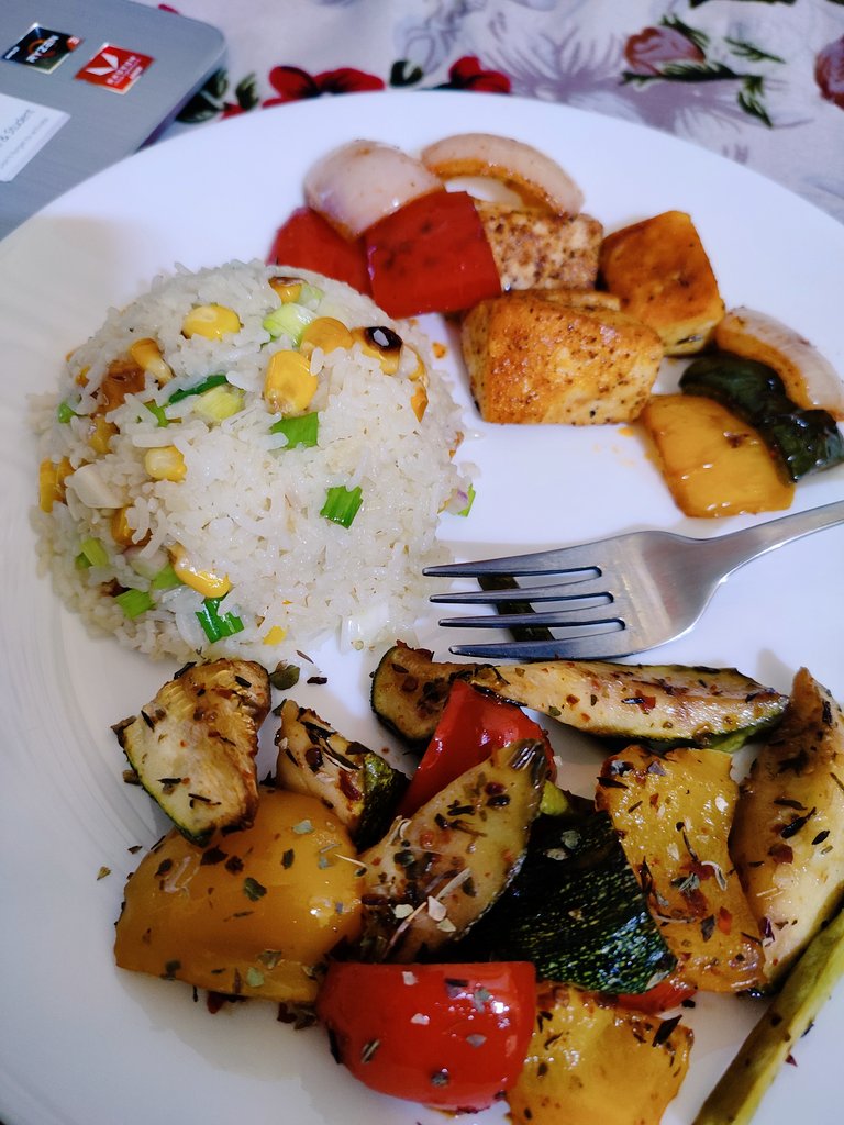 Vegetable steak dinner 😂