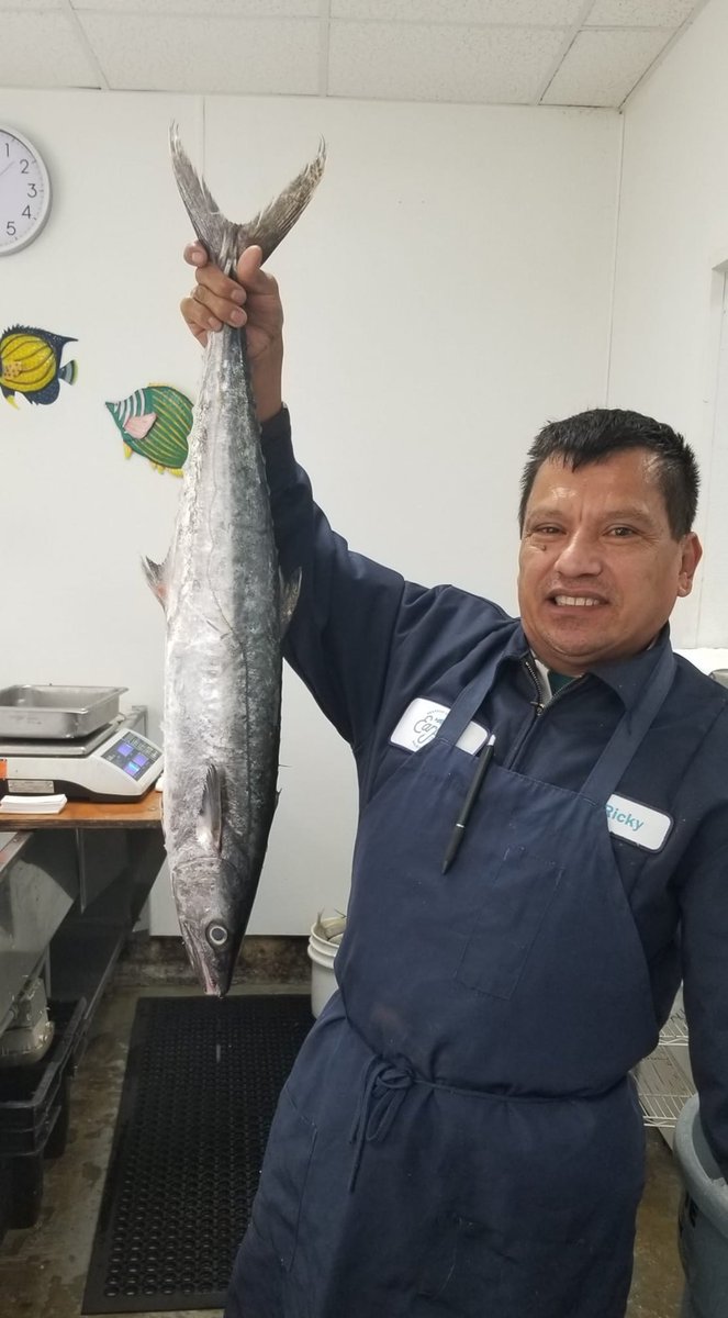 Earp's Seafood Market tweet media