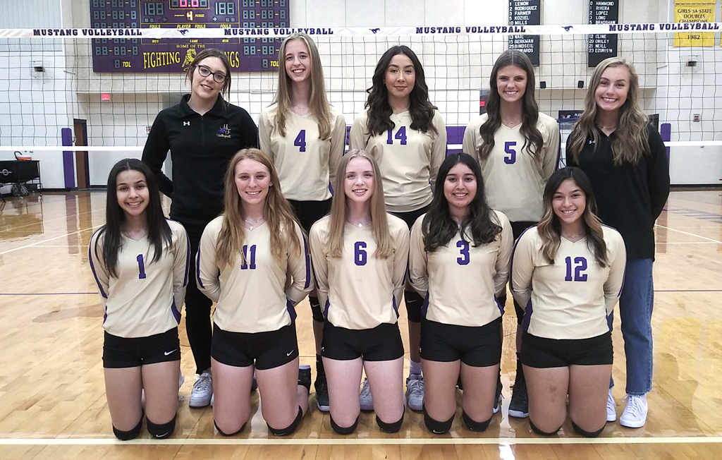 Marble Falls Lady Mustangs volleyball breaks streak, starts season off with a win at home against Florence. <a href="/MFHSports/">MFHSports</a> #marblefalls #sports ow.ly/uKgz50FXm8d