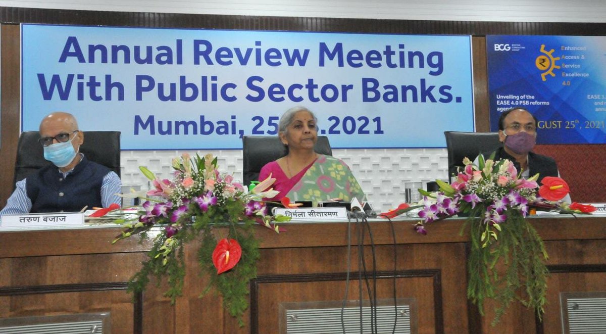 PIBMumbai's tweet photo. Finance Minister @nsitharaman compliments #PSBs on scripting turnaround and improved performance, flags new challenges
#PSBs record profit of ₹ 31,820 crore in FY21, mark return to profits after 5 years
Minister reviews performance of #PSBs in Mumbai
📘https://t.co/gdl9mudGBh https://t.co/md1YYvC6mt