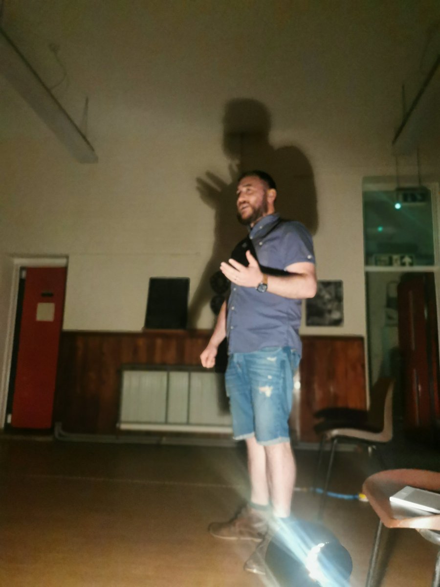 HardNosedCow's tweet photo. Things get a little more dramatic when the director decides to play around with lights at rehearsal
The Innocence That Time Stole
22nd - 25th Sept
https://t.co/d5WF6tJLOx https://t.co/CnCcddbiFr