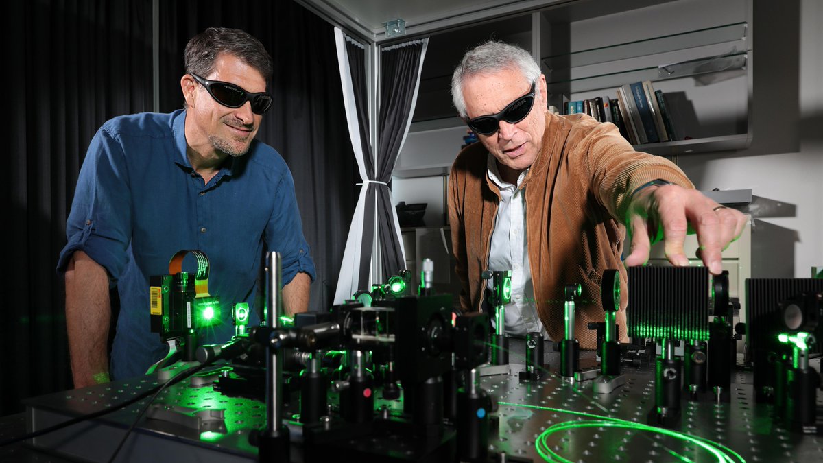 thierry_pires's tweet photo. Une intelligence artificielle🤖moins énergivore grâce à l'optique
👉Consommation énergétique 100 fois inférieure👌
▫️
🔗https://t.co/LfJlbxfcA7
▫️
via✍️@epfl Poke @Lefden
▫️
📌#IA #MachineLearning #IADURABLE #GreenIT https://t.co/ls2GSn3YaK