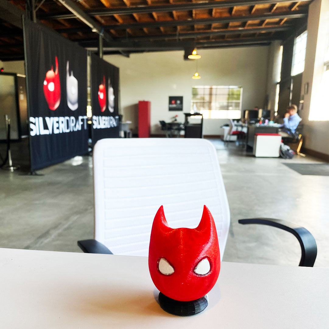 amygile_'s tweet photo. The Devil and I had a BIG  meeting today at my desk. It got pretty heated! He also wouldn’t stop staring at me…. #sneakylildevil #devilhead #ceolife https://t.co/kFu4rqUPQJ