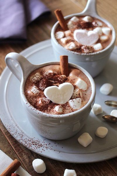 OfficialPLT's tweet photo. It's nearly Hot Chocolate season 🍂😍 https://t.co/cpwiFeM2Wh