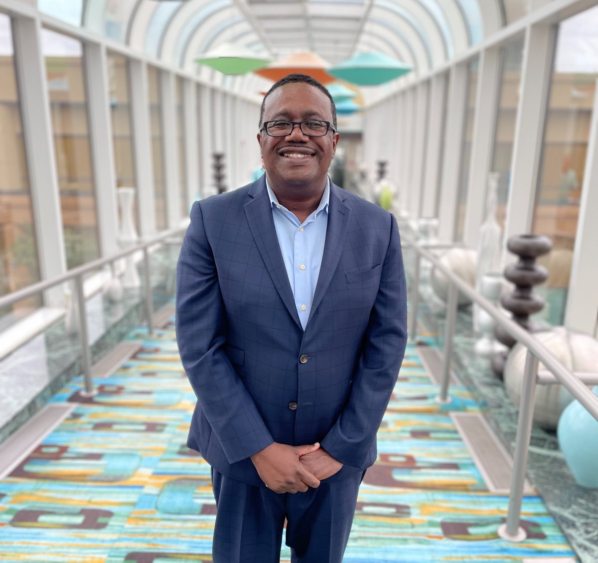goldennuggetac's tweet photo. Join us in wishing a very Happy Birthday to Adrian Ford, Executive Director of Player Development! ๐ #ToastsToOurHosts #GoldenNuggetAC https://t.co/CWKZyh18ty