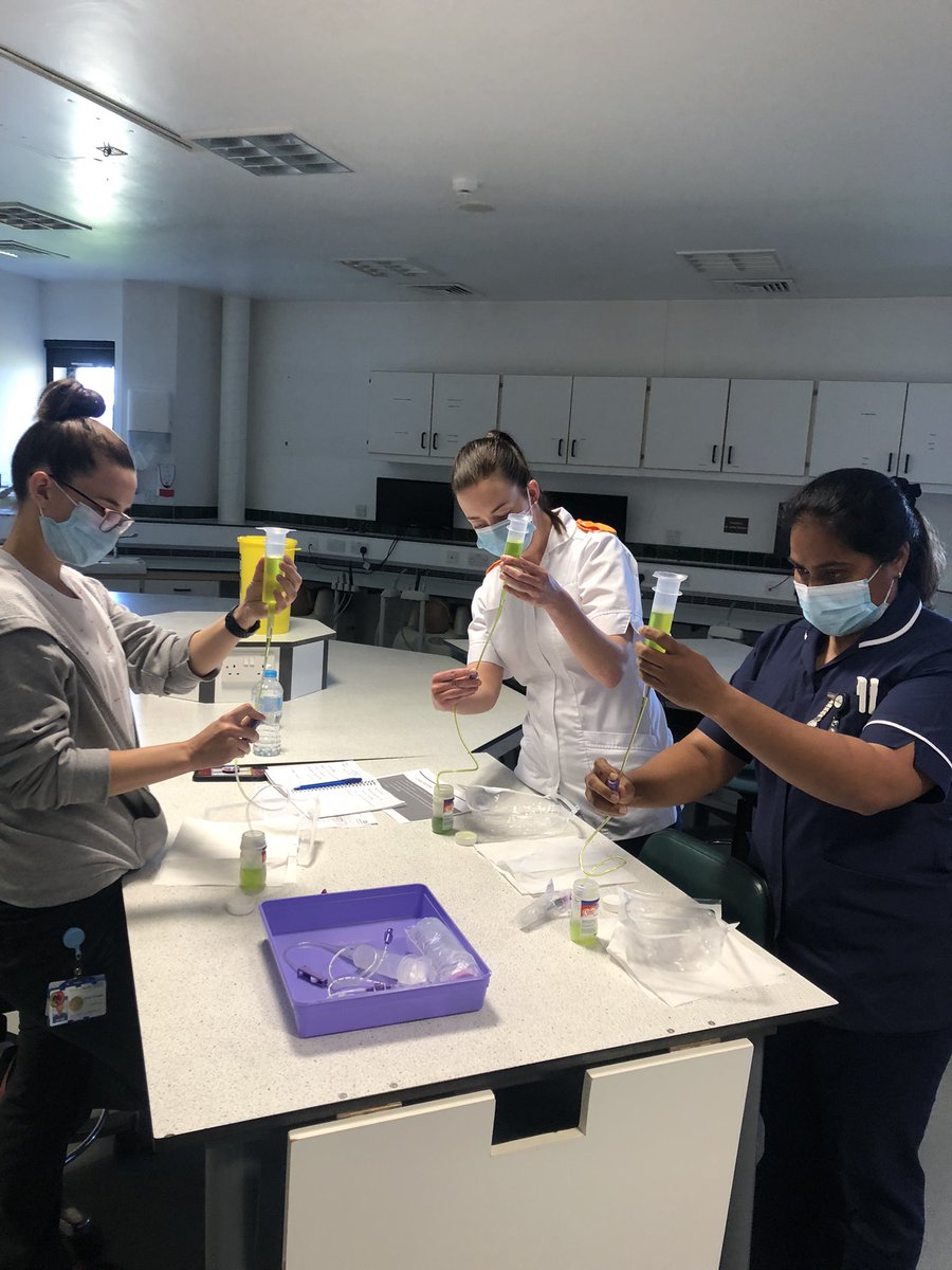 paedsedufh's tweet photo. #rsvsurge teaching continues - Green dye gravity feeding practice #wicked @AlisonS44517243 @clinedFHFT @FrimleyHealth @PaedsFHFT @WeCYPnurses https://t.co/qt9naFxkb9