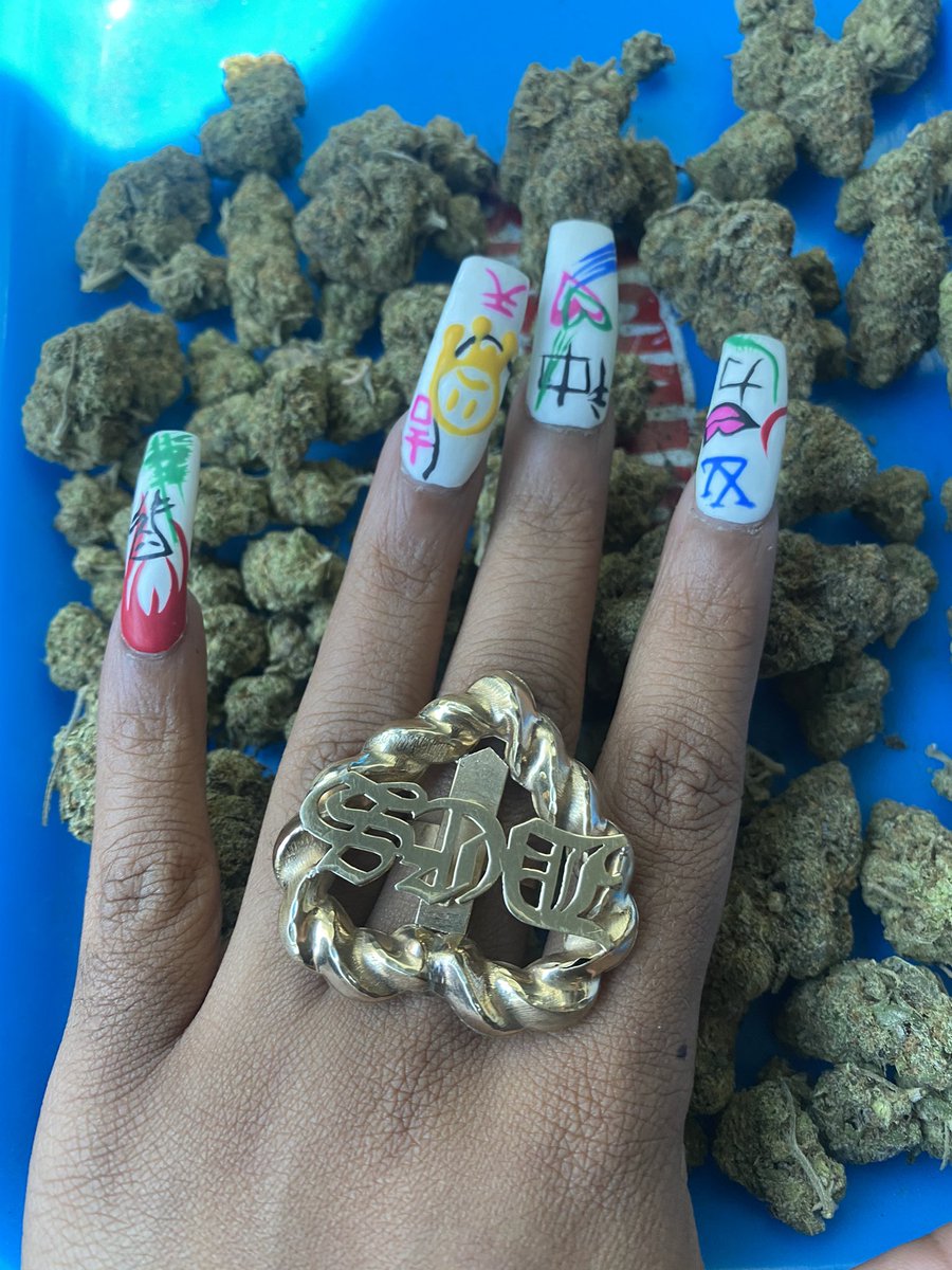 thisbitchdest's tweet image. I miss this set💅🏽 Done by me 🥰