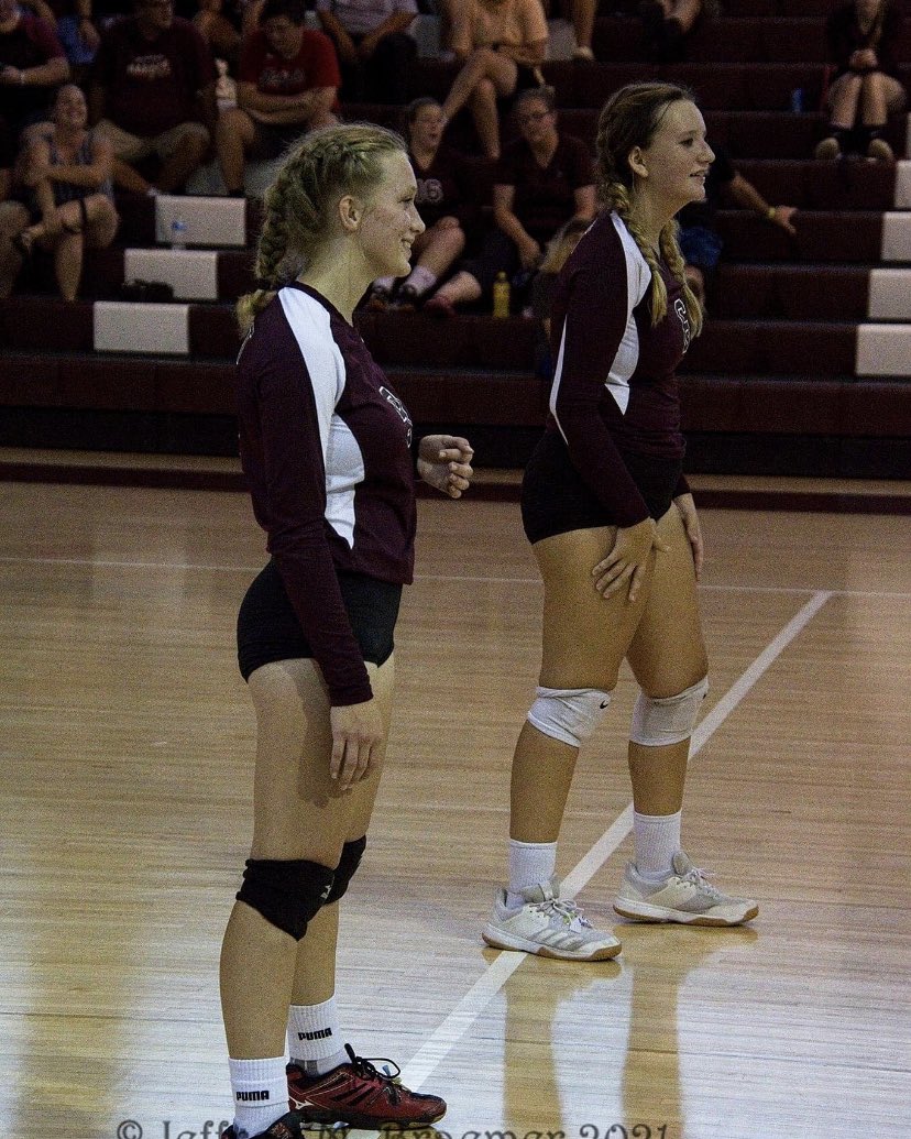 LadySkippersvb's tweet photo. Monday may not have been the outcome we wanted but there is so much more to come this season. ❤️ Love that this team works together and never gives up!  #NeverGiveUp #Vb #skippernation #teamworkmakesthedreamwork https://t.co/o6QUQwORFa