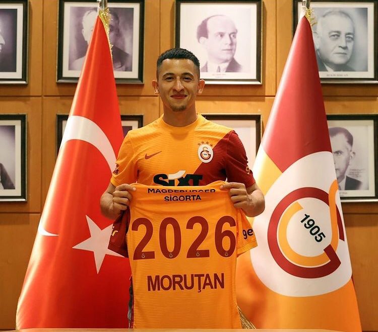 HagiBaskan's tweet photo. 🎙 Olimpiu Vasile Moruţan: "Türkiye'nin en büyük kulübüne geldiğim için çok mutluyum." https://t.co/FrsBSv11jR