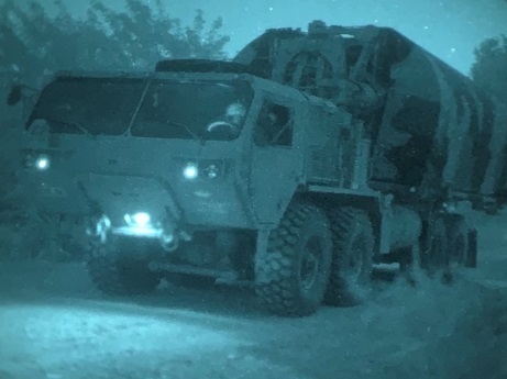 20thCBRNE's tweet image. U.S. Army Explosives Ordnance Disposal technicians cleared the way for combat engineers to place an improvised bridge across Milford Lake during wet gap training on Fort Riley, Kansas. 

dvidshub.net/r/ygearf

#enablinglethality #allhazards #WinningMatters #LibertyWeDefend
