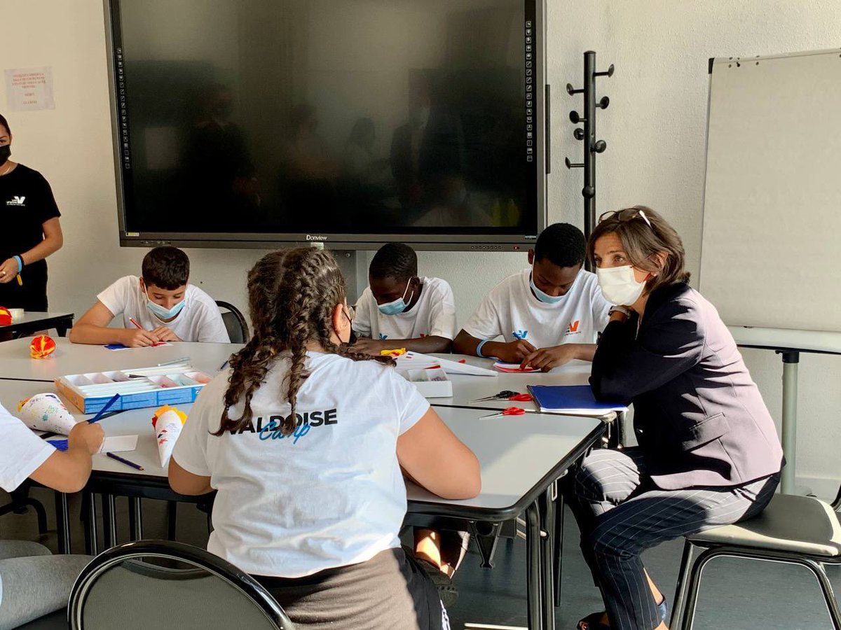 avyelimas's tweet photo. ☀️🏫Des #Vacancesapprenantes pleines d’énergie et d’enthousiasme au CDFAS d’#Eaubonne aujourd’hui. Merci à l’IFAC, partenaire de @education_gouv, pour la richesse des activités éducatives, sportives et ludiques proposées aux jeunes ! https://t.co/q6BmojnSM2