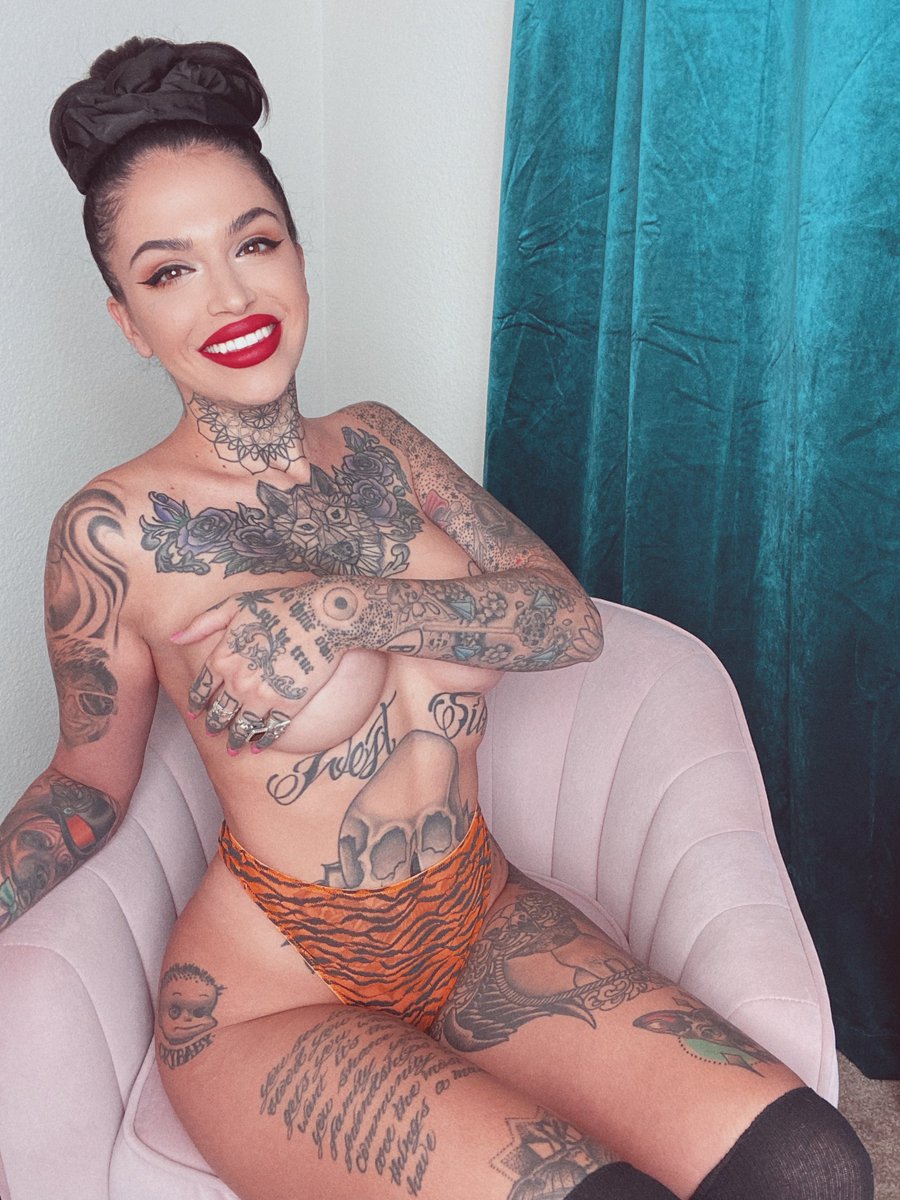 Leigh raven onlyfans