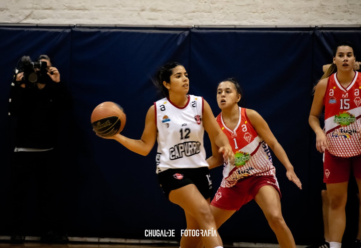 🗣️ "Te ayuda a avanzar como jugadora"

Luego de haber perdido contra 25 de Agosto pero de muy buen partido y con un score muy cerrado, charlamos con Florencia Mier, jugadora de Capurro.

📝 @FreitesRamiro 
📸 <a href="/CHugaldeF/">CHugaldeFotografia</a> 
🔗 alerasuy.com/florencia-mier/