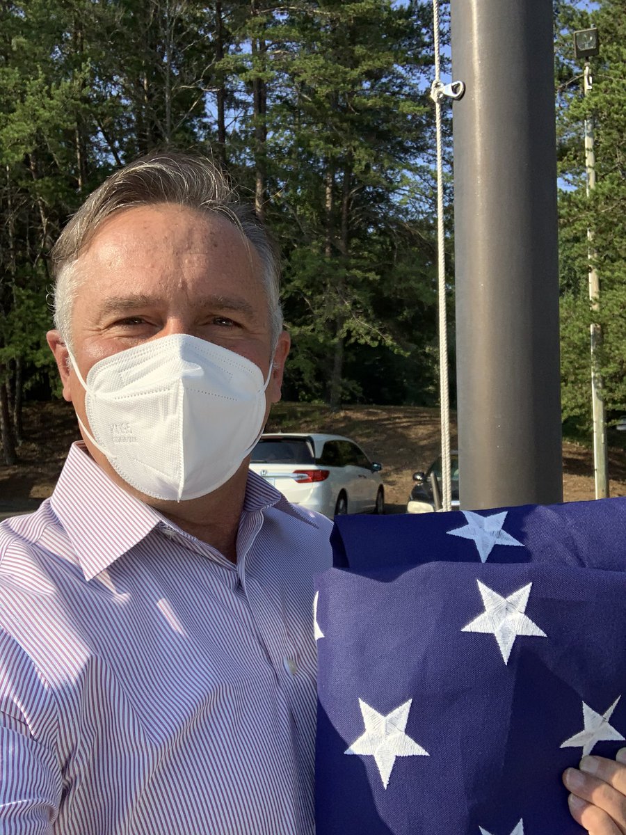 FCSSuptLooney's tweet photo. Was proud to hang our Nation’s flag while visiting Holcomb Bridge and Haynes Bridge Middle Schools first thing today. https://t.co/wWVlQayvQd