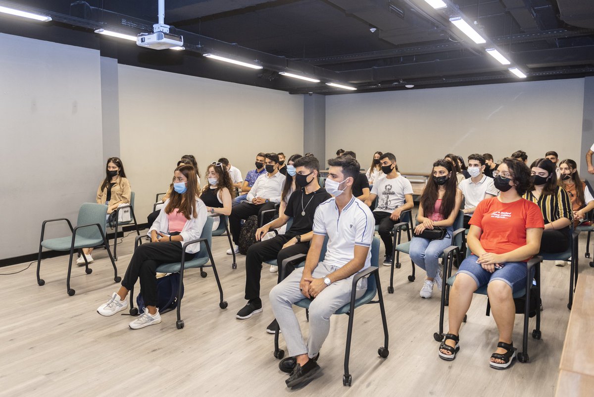 25.08.2021-ci il tarixində "Aqrar İnkişaf Könüllüləri" Təşkilatının təşkilatçılığı, "Caspian Energy Club"un rəhbəri Telman Əliyev və könüllülər arasında treninq keçirilib.

Daha ətraflı: facebook.com/28621175192923…

#AİK #agrovolunteers