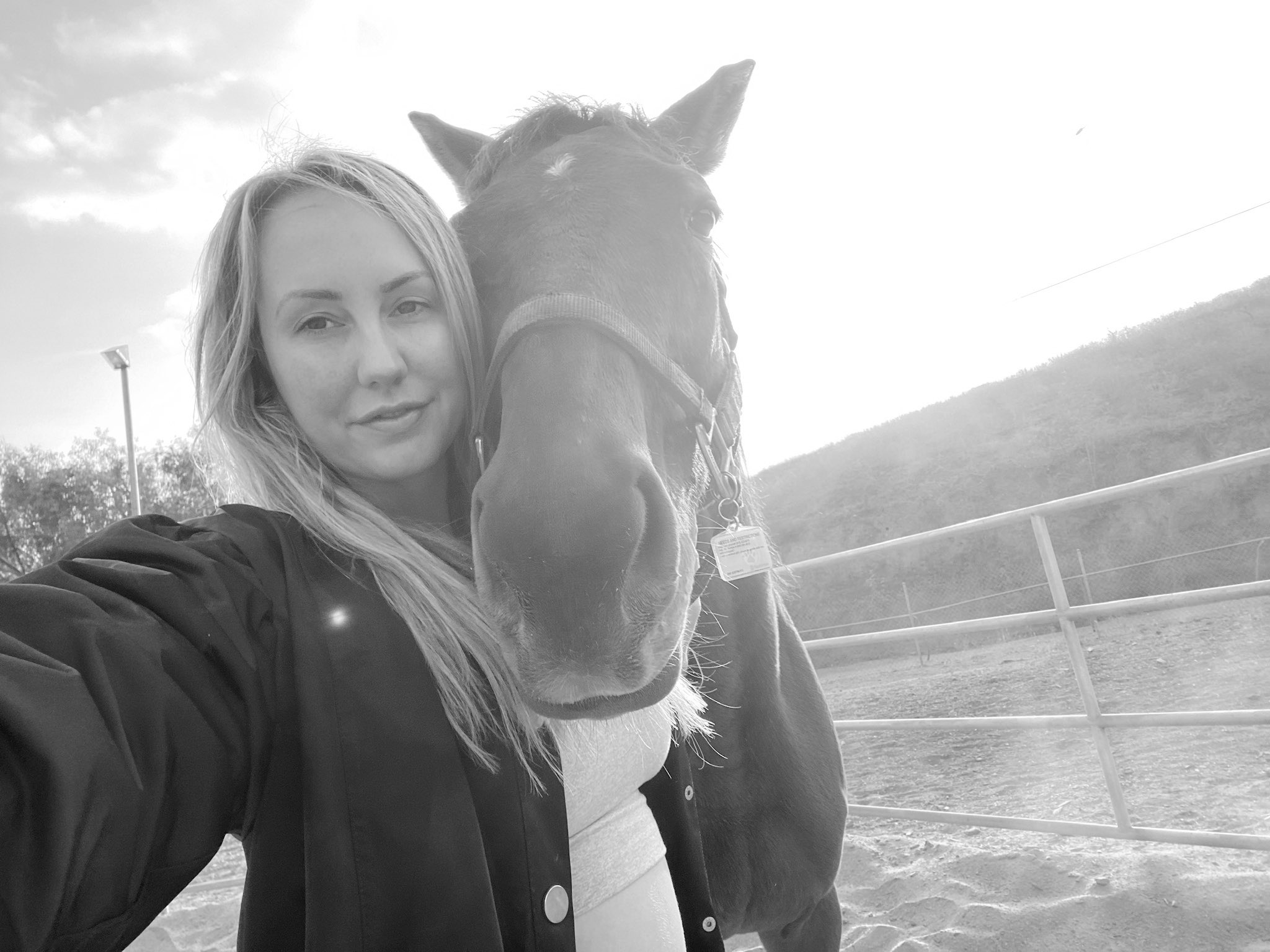 TW Pornstars - Brett Rossi. Twitter. Please pray for my best friend💔 No