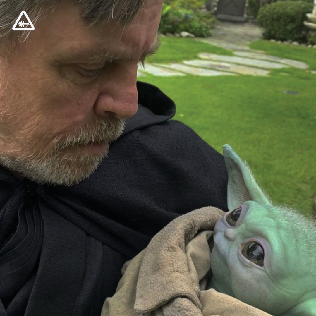 nerdist's tweet image. The moment Mark Hamill met Grogu 😭