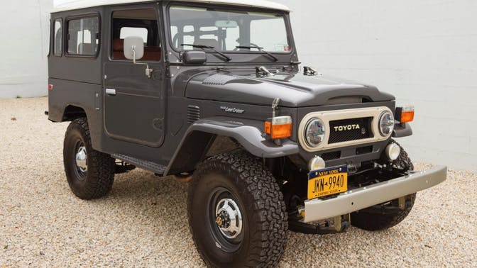 Sold for $221,001 at @bringatrailer - this 1978 Toyota Land Cruiser FJ43 restored by <a href="/TheFJCompany/">The FJ Company</a> is
a new highest sale in the FJ43 market! Beating another FJCO restoration that sold for $173k last year. 

Follow the market at: 
classic.com/m/toyota/land-…