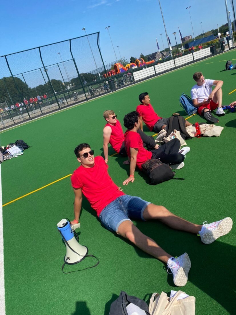 FontysVenlo's tweet image. Wat een heerlijke Venlo Introduction Day in de zon vandaag! #introweek