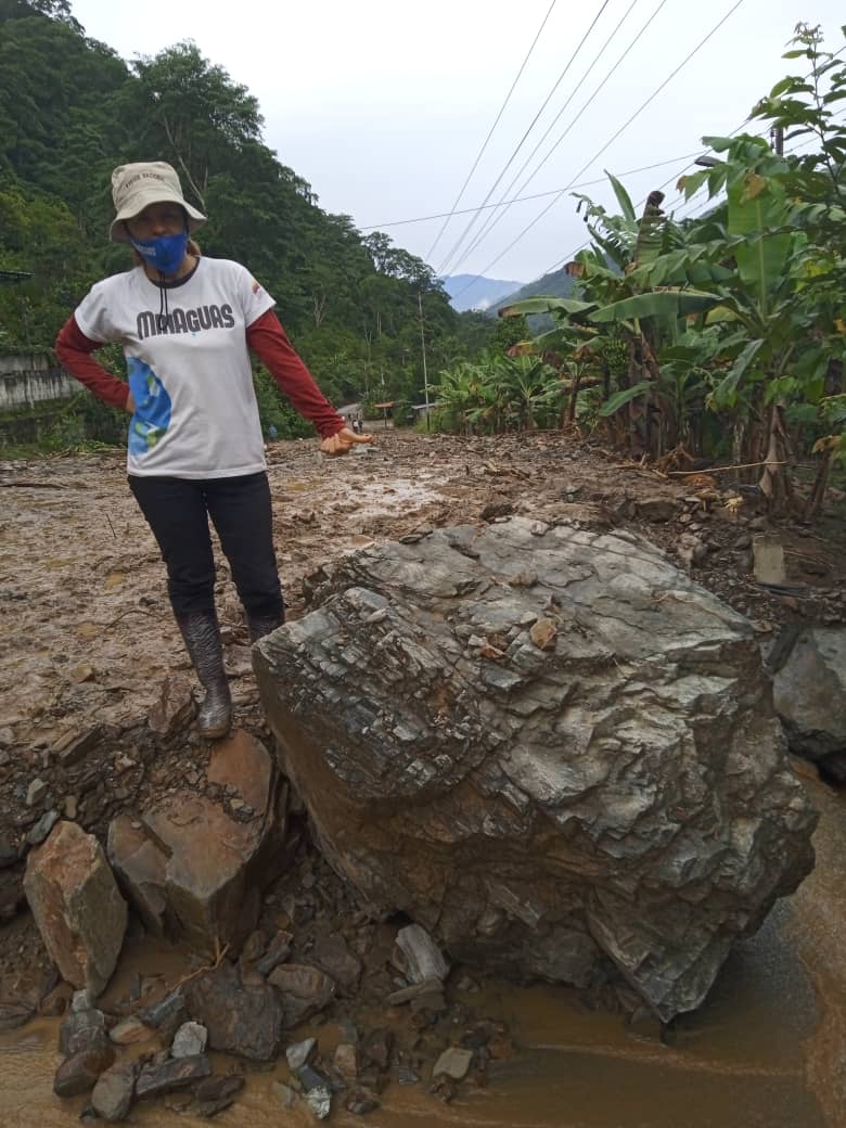 minaguasoficial's tweet photo. @minaguasoficial a través de #UTAAMérida, @InparquesMerida y @PCivil_Ve brindan atención a los sectores #Mocotíes, #LasPalmasRanchería, #LasTalas, #LaVegaDeSanIsidro y #PuertoRico en el mcpio #PintoSalinas, edo. Mérida por fuertes precipitaciones de los últimos días https://t.co/hPwPczEuXT