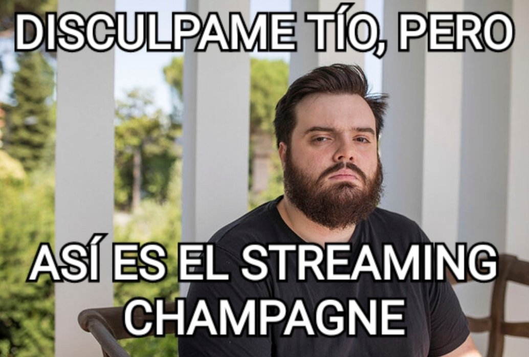 webpanic's tweet image. Te mete una partidita de Minecraft y después transmite el debút de Messi en el PSG