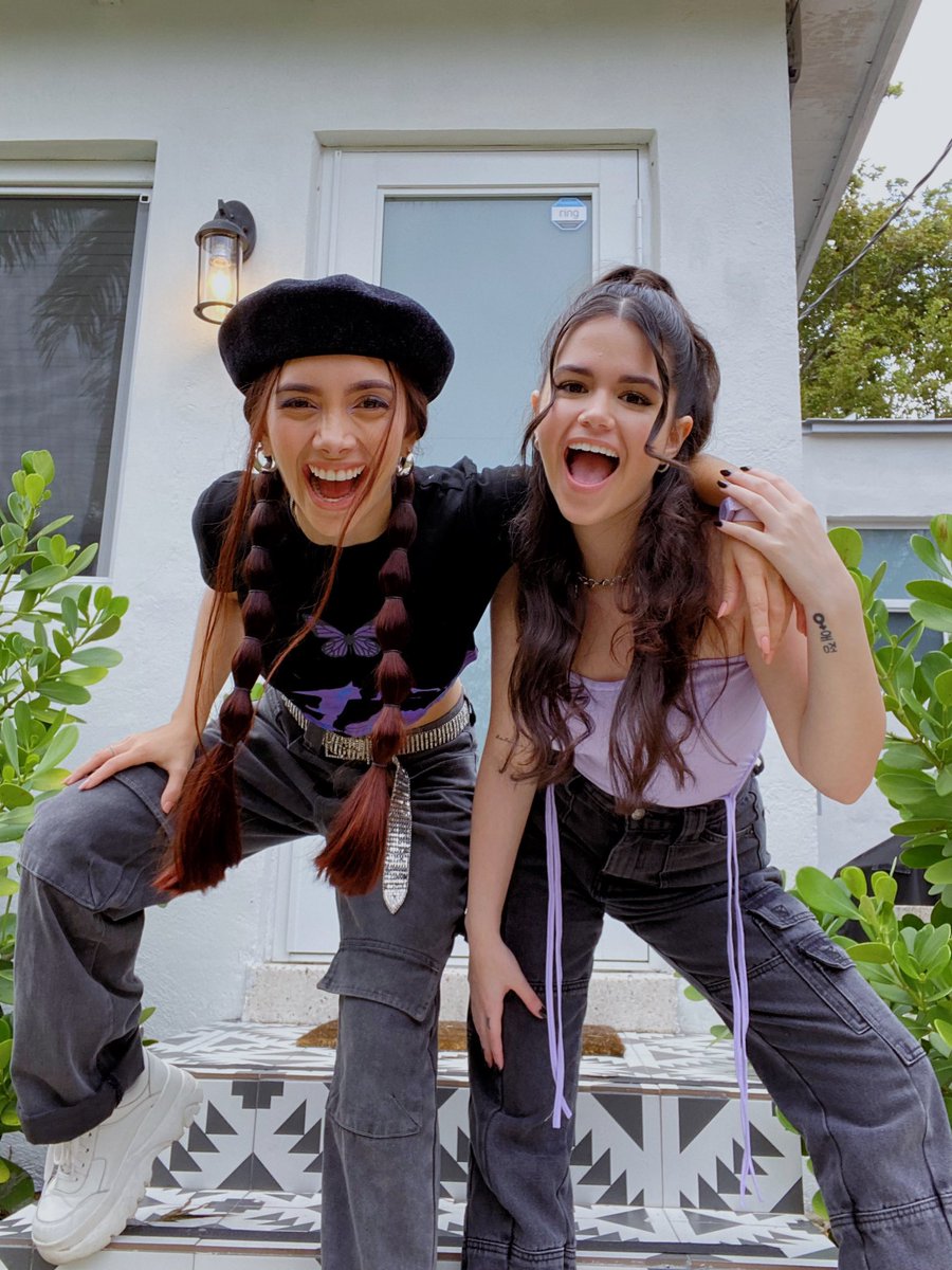 angel22's tweet photo. 💜🚀 Al infinito y más allá 🚀💜 https://t.co/1FCSKOhpOP