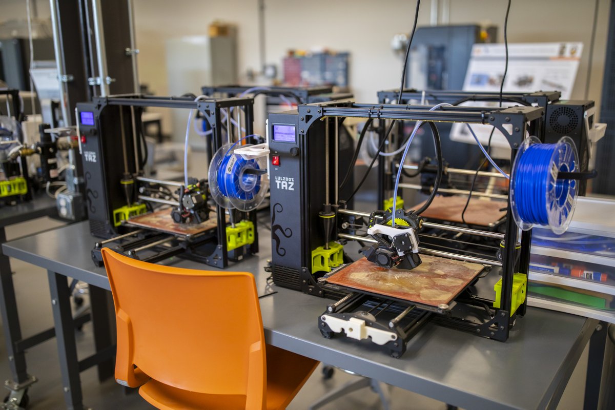 UTEP's tweet photo. UTEP opened its new 3D manufacturing engineering facility to spur new economic development in the Paso del Norte region. Regional leaders joined the celebration of this new space located in Central El Paso. Learn more: https://t.co/sNv7ZiAw0s https://t.co/pPJr0xsOFX