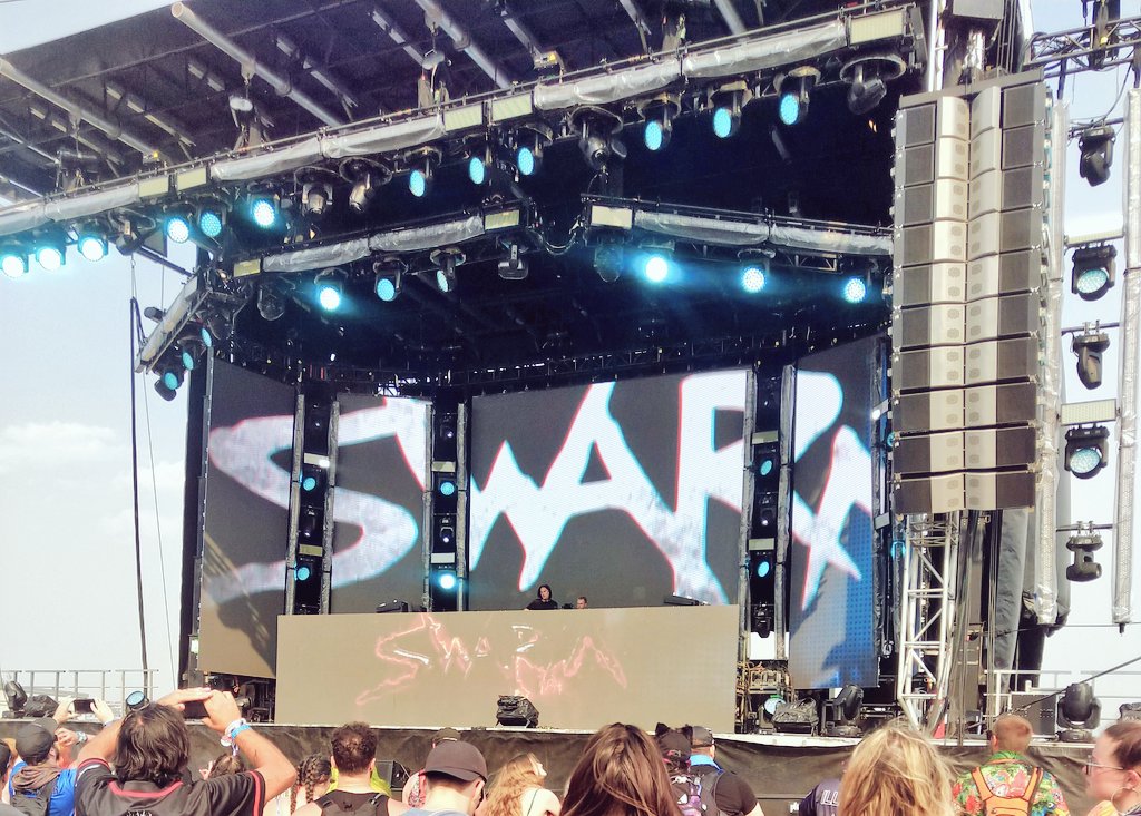 jayclay32's tweet photo. Bass canyon was phenomenal, I think my fav sets were blanke, AU5, swarm, and inzo
I also have to mention space laces and btsm
#basscanyon https://t.co/9GVUTbpprk