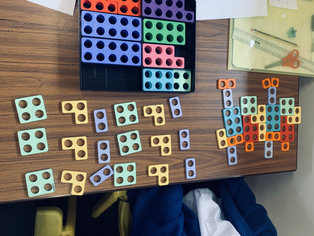 Team building ✅
Partner work 🙎🏼‍♂️🙍🏽‍♀️
Thinking 🧠
Talking maths 🧮 

A lovely activity to start the day off with. Making and continuing patterns with their partners. 

Great to hear the buzz of a full class