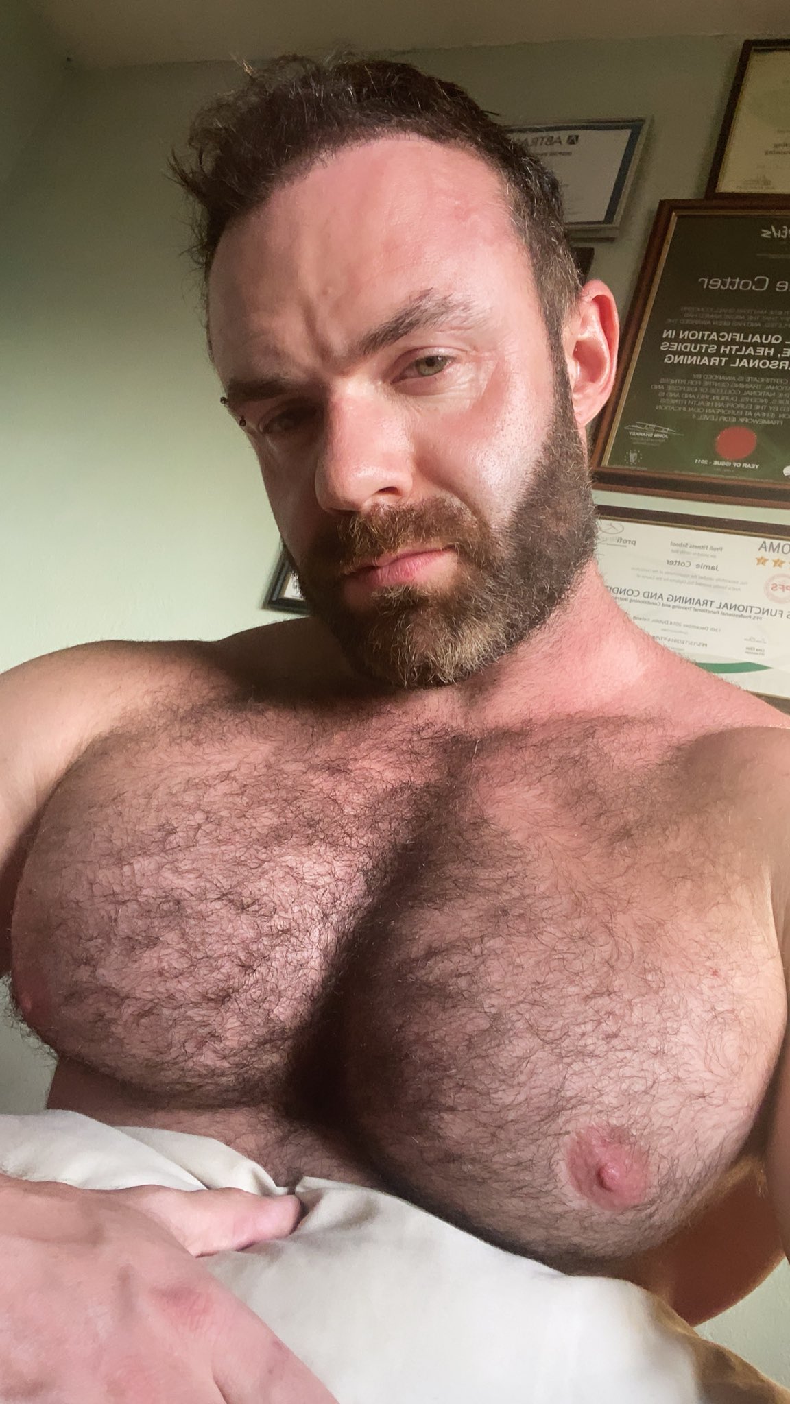 Jaycottz on X: Pecs for days! Also in other news… ONLYFANS is staying! To  celebrate this news I'm giving 20% OFF to all new and previous subscribers  for 24 hours :) Hugs!