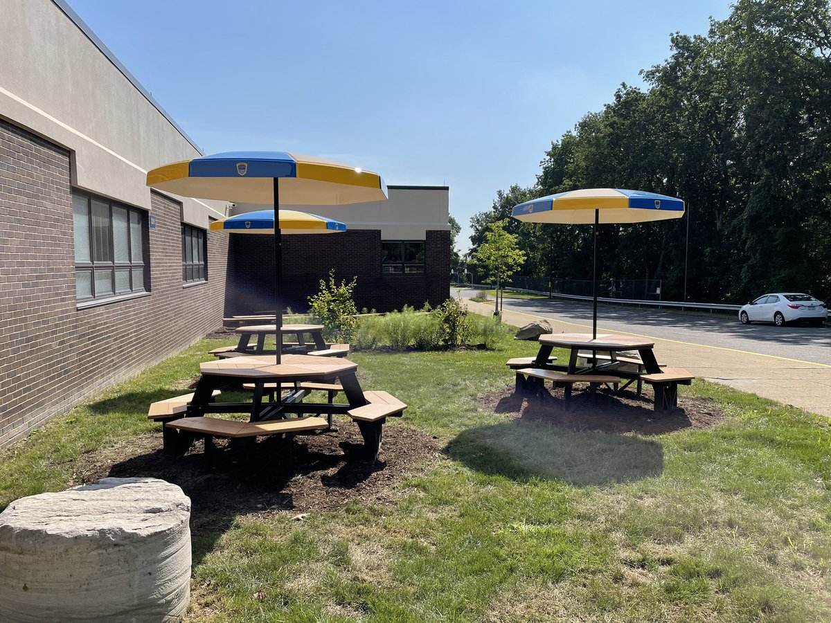 Cornell is looking great for students to return thanks to all of the hard work from our friends <a href="/WilliamsUpdates/">Williams</a> &amp; <a href="/unitedwaySWPA/">United Way SW PA</a> #WeAreCornell