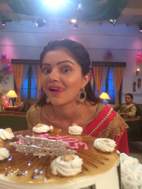 yuvraj2511's tweet photo. May you be gifted with life’s biggest joys and never-ending bliss. After all, you yourself are a gift to earth, so you deserve the best. Happy birthday @RubiDilaik 

HAPPY BIRTHDAY RUBINA https://t.co/clnpXlSOkb