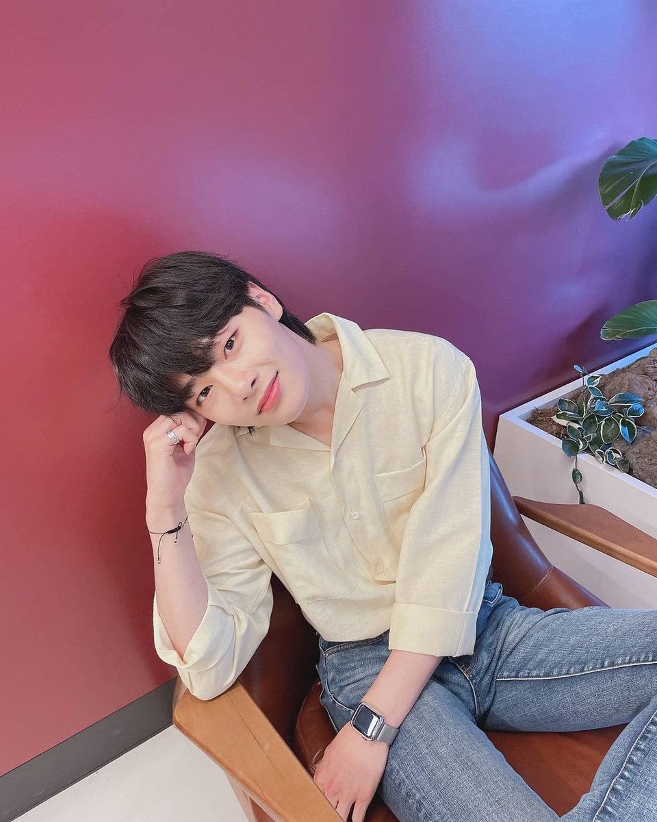 skzlatam__'s tweet photo. (1/3)

[🦊] INSTA ─ #I_N #아이엔
(250821) [@.realstraykids]

"Amarillo amarillo ㅎㅎㅎㅎ
#StrayKids #STAY #INstagram #🦊"

📸 https://t.co/K6HbLFaLKp

@Stray_Kids #스트레이키즈 #NOEASY https://t.co/GBkU2mB4Ne