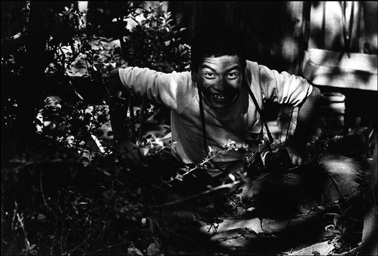 Кеннет юджин смит преступление. Кеннет юджин смит преступление. Великий фотограф юджин смит. Кеннет юджин смит преступление. Кеннет юджин смит преступление.