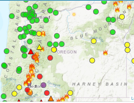 OregonDEQ's tweet photo. Air quality advisory extended thru Monday for @JacksonCountyOR @KlamathCountyPH, parts of @DeschutesCounty (mostly Bend/La Pine). Know your air: https://t.co/oSWsbJDDqm or download free OregonAIR app #MiddleForkComplex #RoughPatchComplex https://t.co/zCKjUuRm75