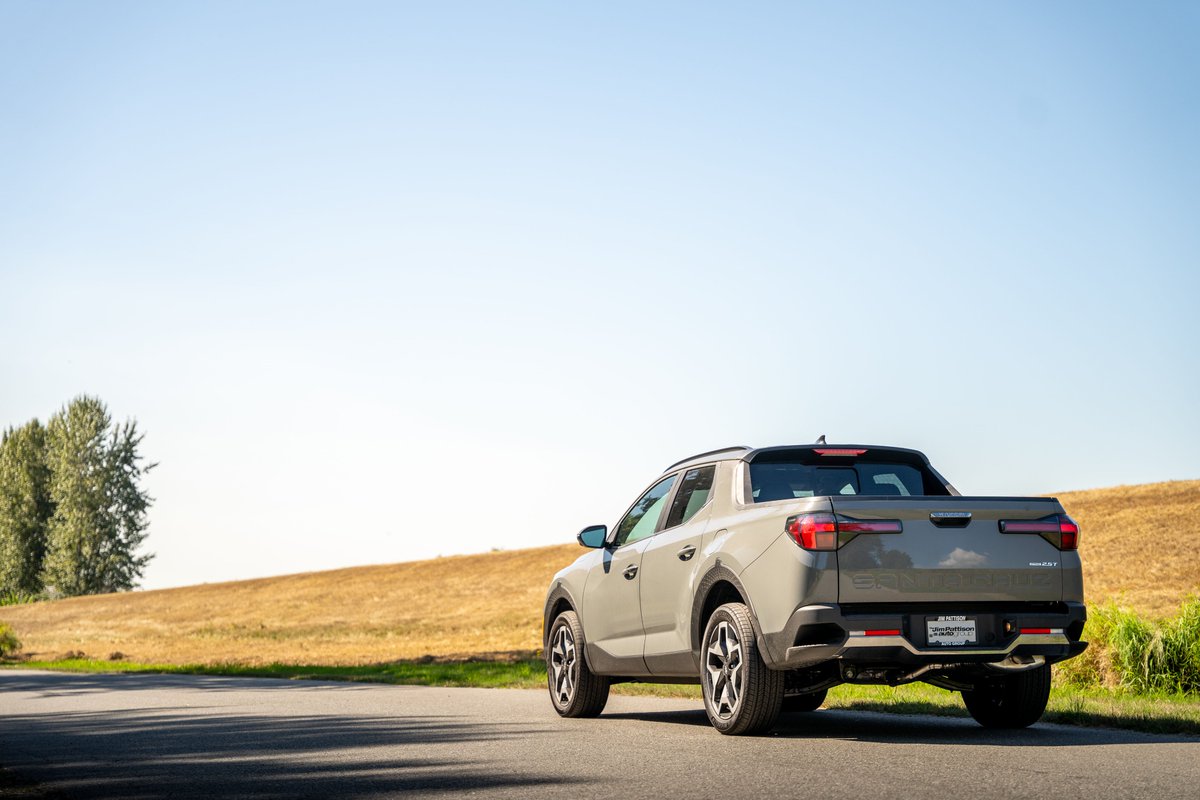 The 2022 Hyundai Santa Cruz is now available at Jim Pattison Hyundai Surrey, Coquitlam, and Northshore! 

The 2022 Santa Cruz combines the flexibility of an open truck bed and the comfort of an SUV. Book your test drive now at your local Jim Pattison Hyundai dealership.