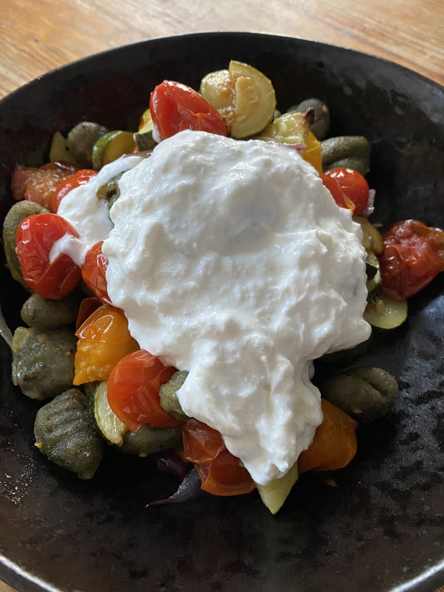 Alex Manthei tweet media