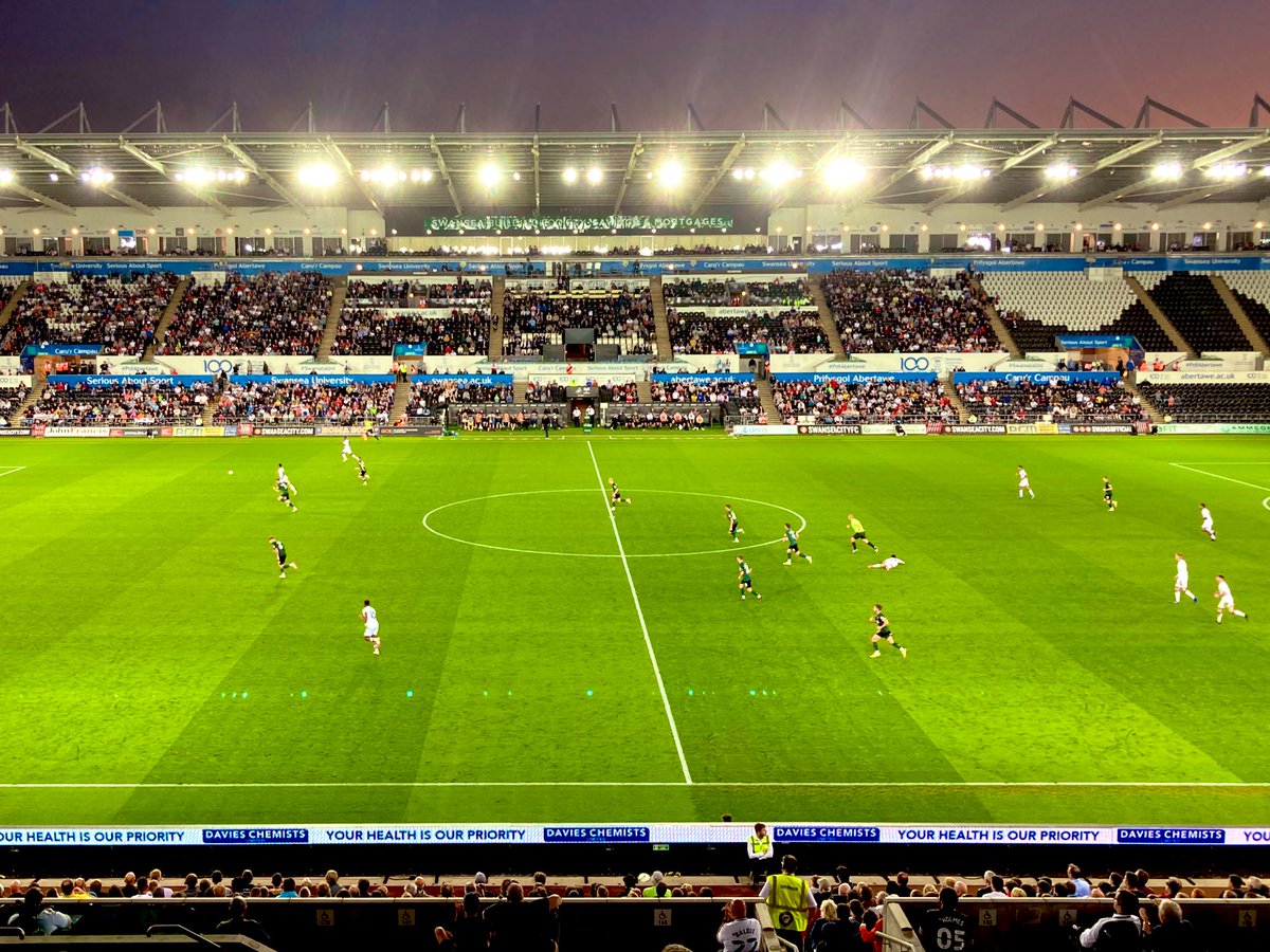 It was great being able to go to my first match since Dec 2019 last night #Swans