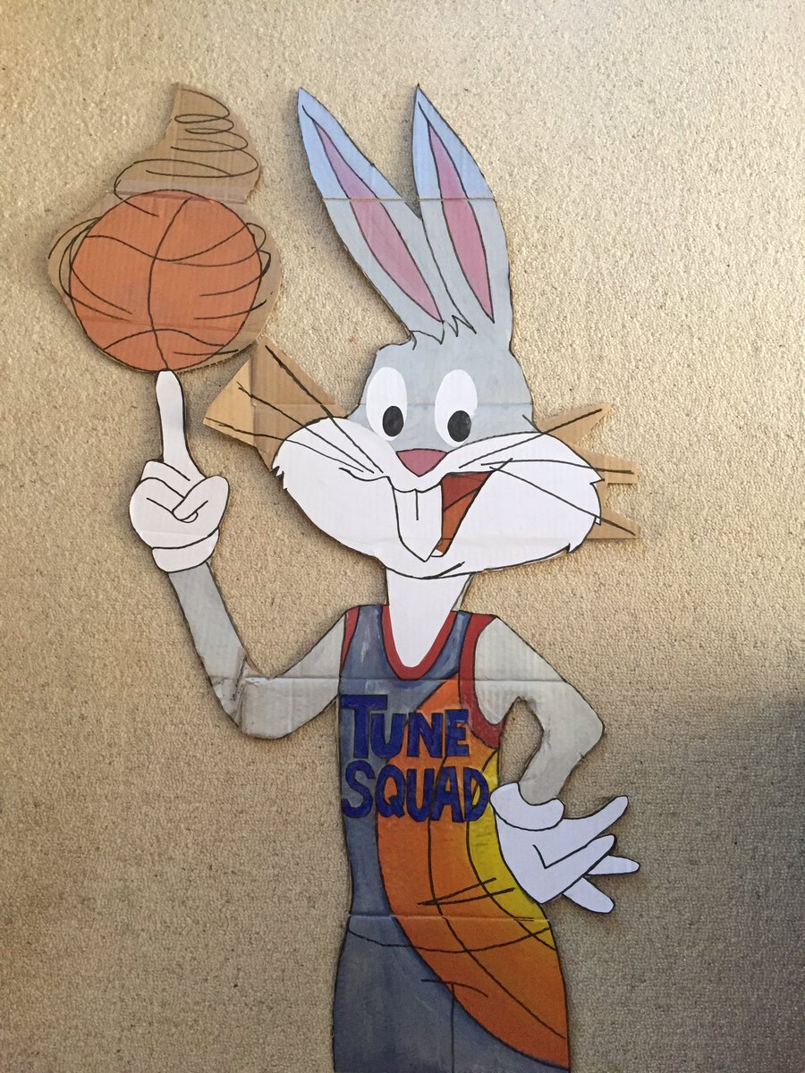 bexreflects's tweet image. Today’s window art before online kura starts. #wspn #lockdownfun