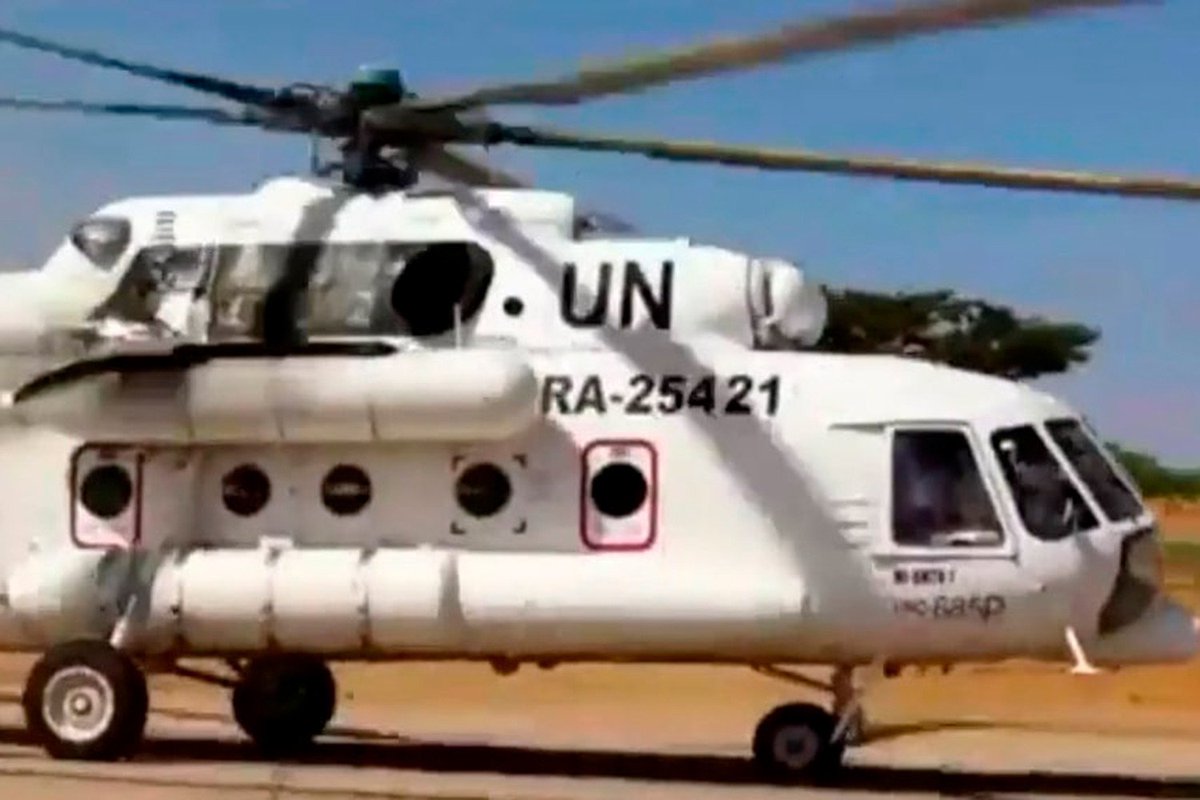 украл вертолет