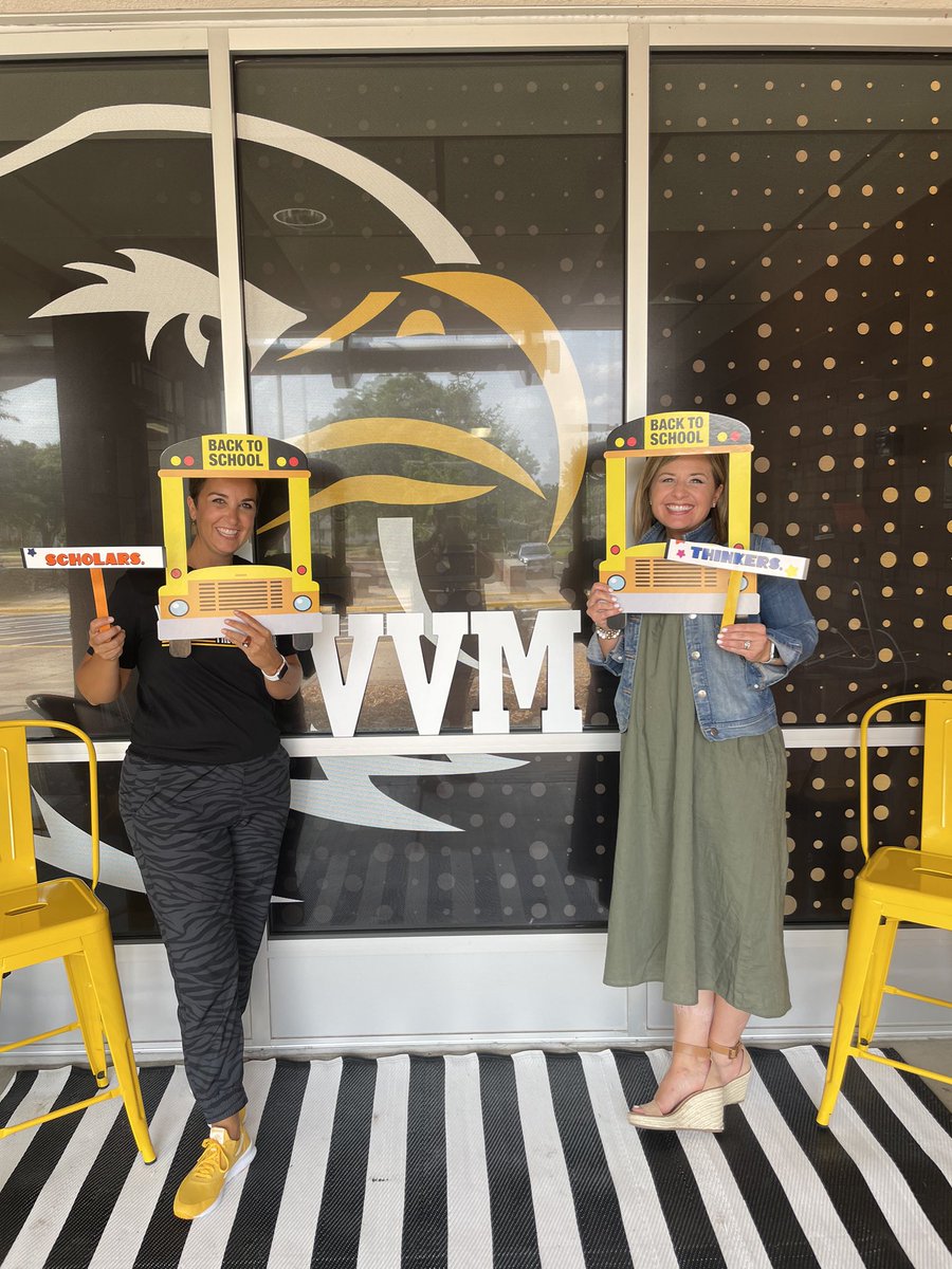 VVMfalcons's tweet image. We cannot wait to welcoming our incoming 6th graders to Falcon Camp tomorrow from 5:00 - 7:00 pm. Families-Make sure to stop by our VvM photo booth to snap a picture for your first day of school memories! #youmatter #firstdayofmiddleschool #falconpride